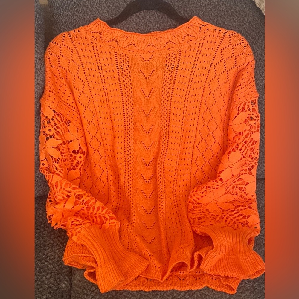 Crew neck women’s crochet sleeves cotton sweater